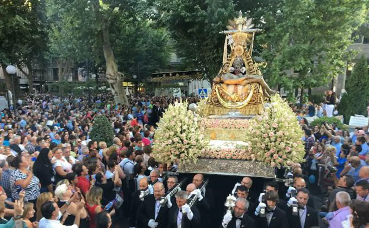 Fiesta de La Virgen de las Angustias en Granada 2024